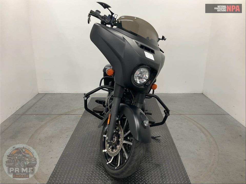 2021 Indian Motorcycle ROADMASTER DARK HORSE (BLACK SMOKE) — фото 2