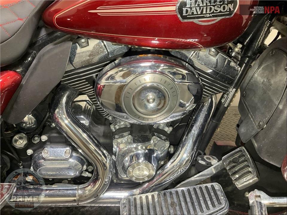 2009 Harley-Davidson FLHTCUTG TRIGLIDE ULTRA CLASSIC — фото 6