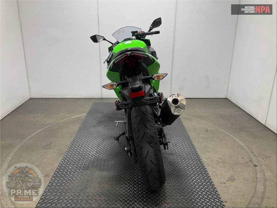 2025 Kawasaki EX500HSFAL NINJA 500 KRT — фото 4