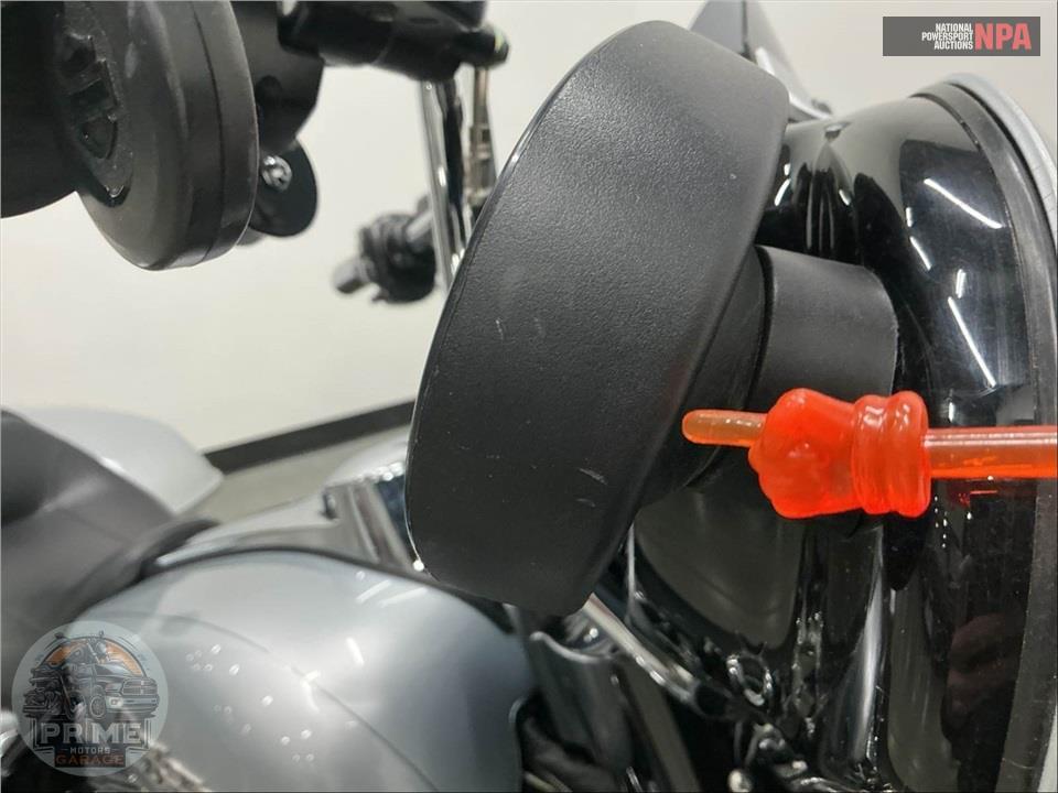 2015 Harley-Davidson FLHXS STREET GLIDE SPECIAL — фото 31