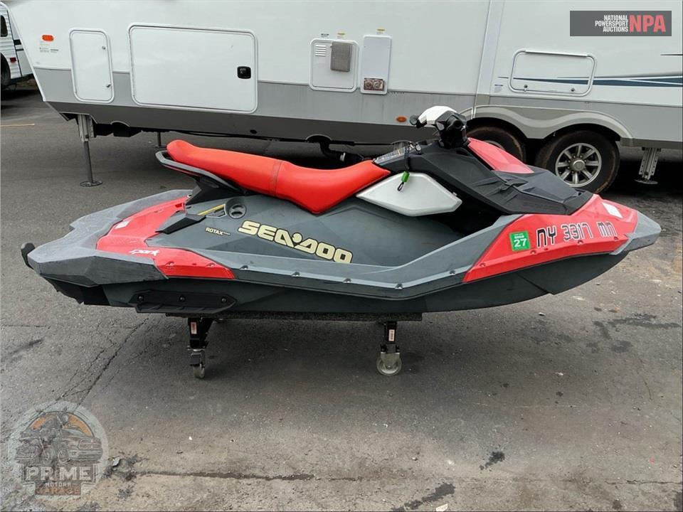 2017 Seadoo/Brp SPARK 3UP IBR CONVNCE PKG — фото 1