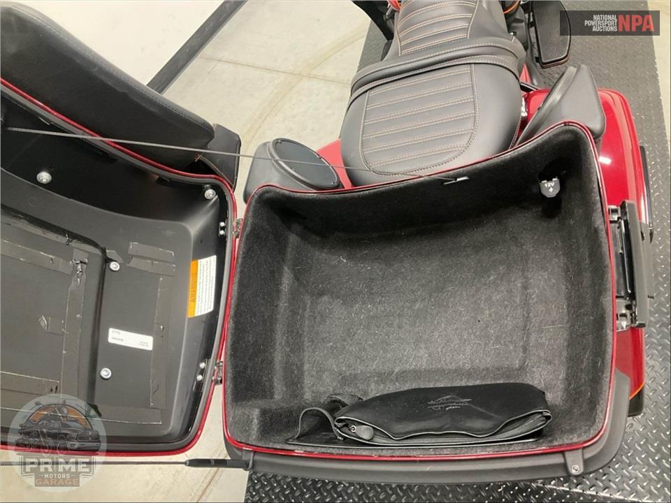 2021 Harley-Davidson FLHTK ULTRA LIMITED — фото 25