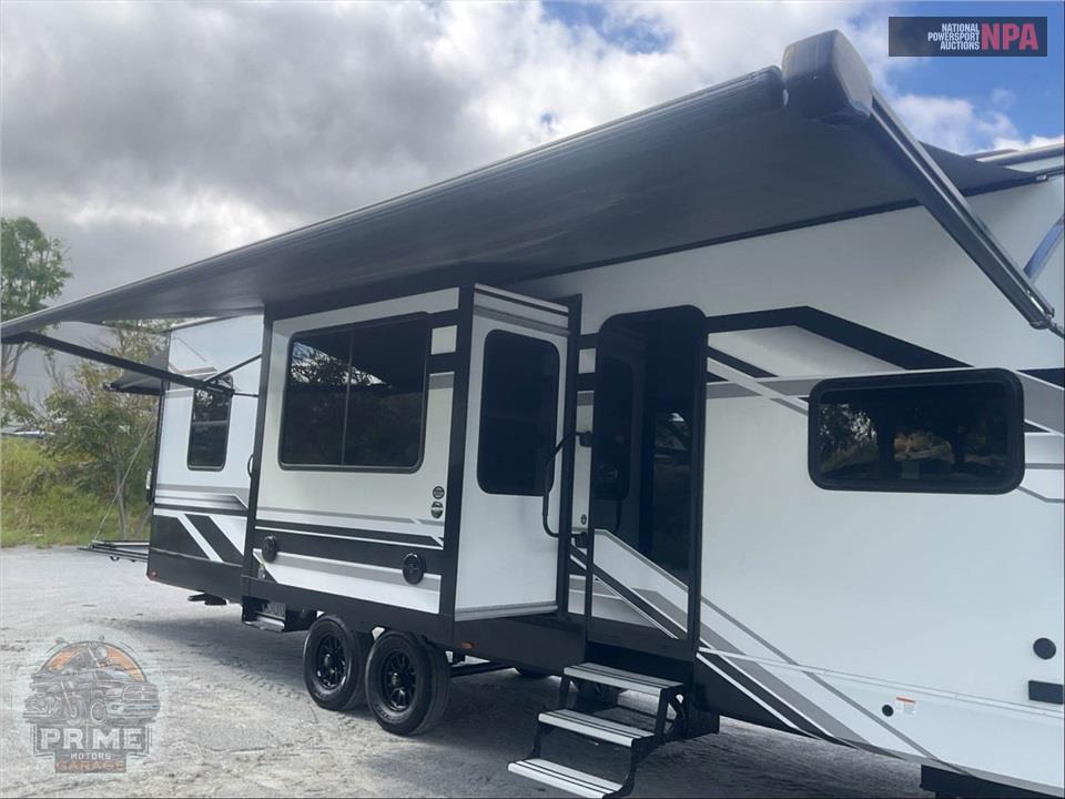 2025 Grand Design Recreational Vehicles M-29GS - MOMENTURM G-CLASS TOY HAULER SERIES — фото 21