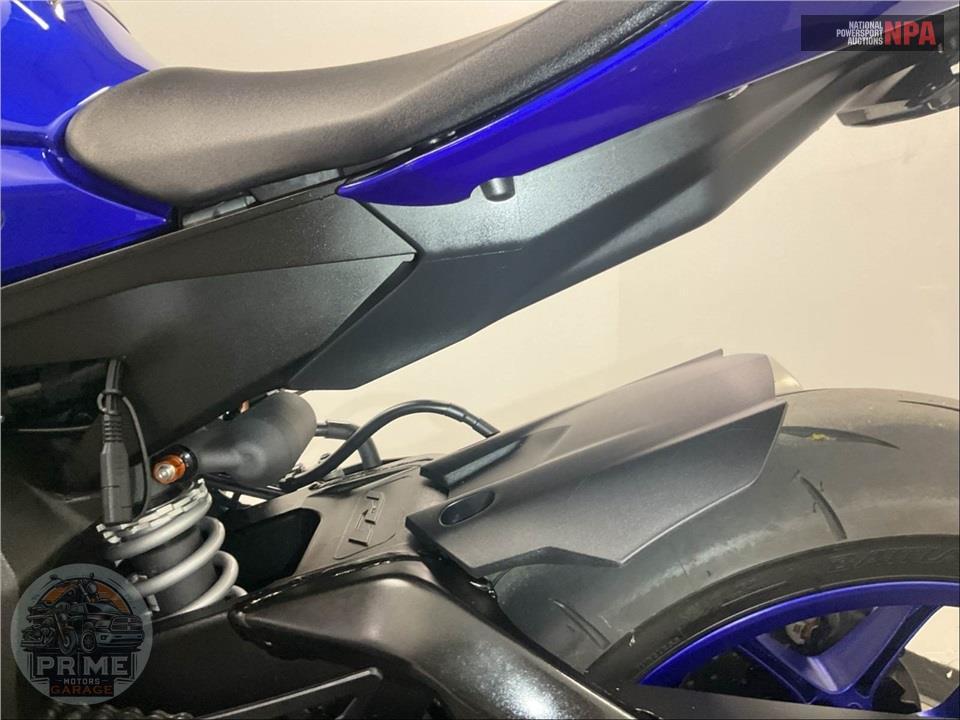 2023 Yamaha YZF-R1 — фото 17