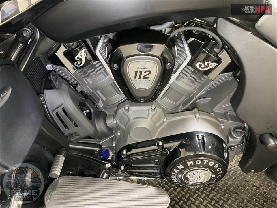 2025 Indian Motorcycle ROADMASTER POWERPLUS DARK HORSE WITH 112 AND POWERBAND AUDIO PACKAGE — фото 7