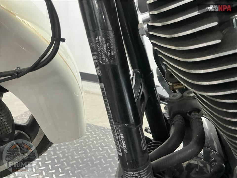 2015 Harley-Davidson FLHXS STREET GLIDE SPECIAL — фото 28