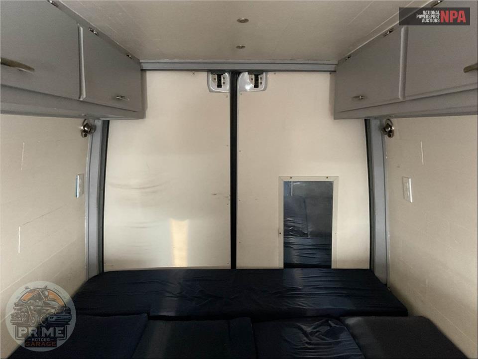 2011 Mercedes-Benz SPRINTER 2500 DIESEL — фото 15