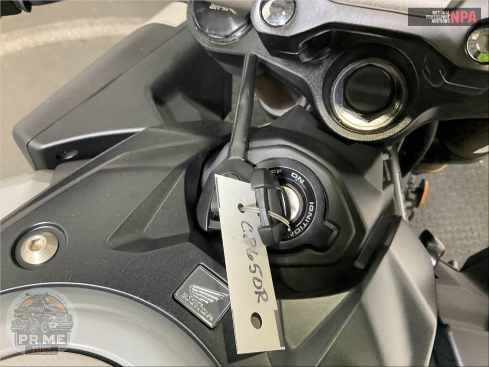 2024 Honda CB650RAC E-CLUTCH — фото 10