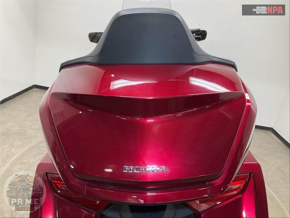 2018 Honda GL1800D GOLDWING TOUR DCT (RED) — фото 18