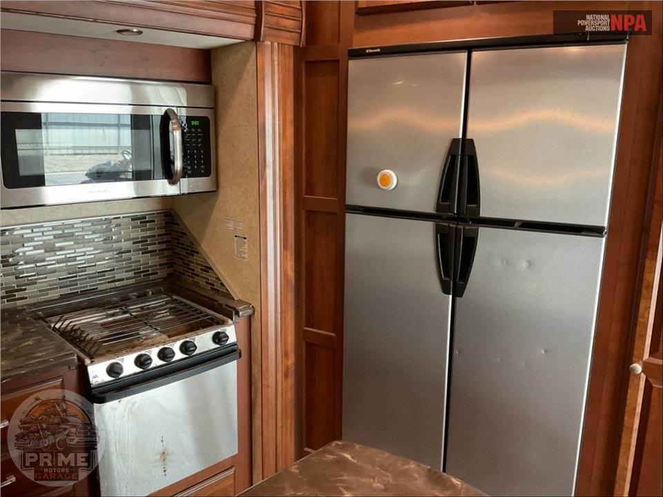 2014 Cardinal By Forest River M-3727RE - FIFTH WHEEL SERIES — фото 18