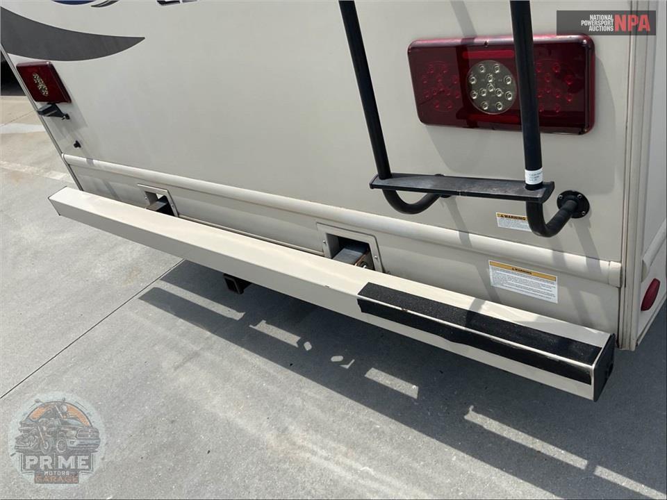 2017 Thor Motor Coach M-29FE E450-V10 - FREEDOM ELITE SERIES — фото 72
