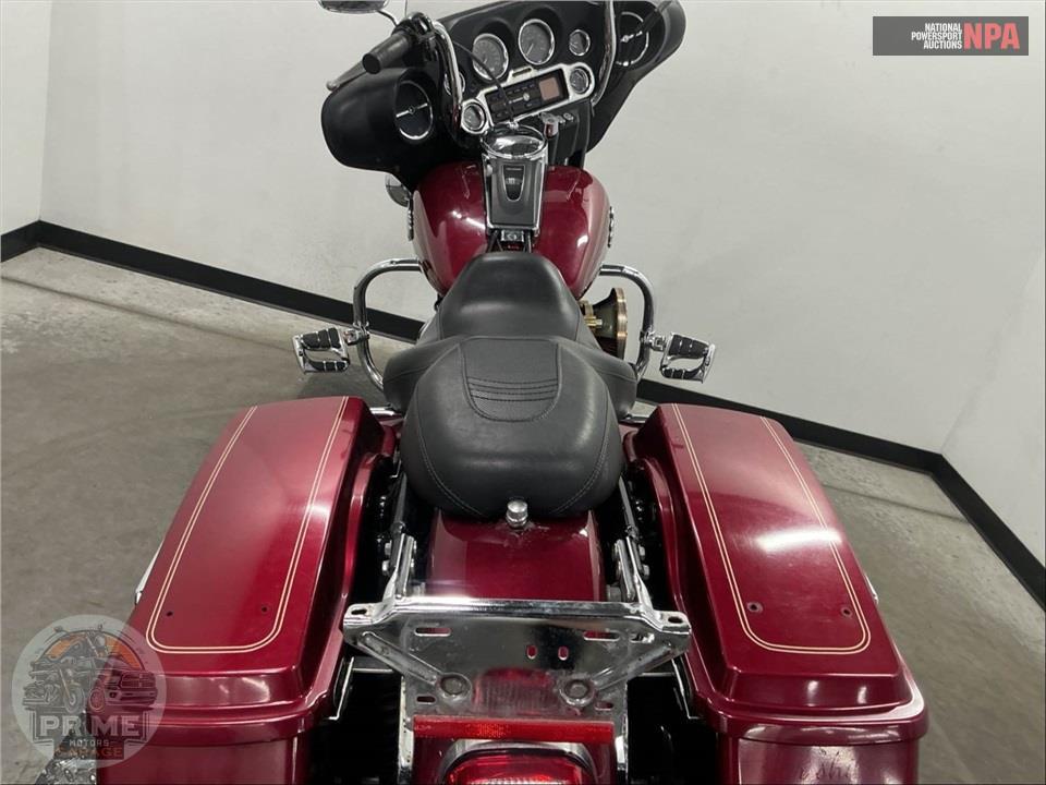 2005 Harley-Davidson FLHTCUI ULTRA CLASSIC ELECTRA GLIDE — фото 32