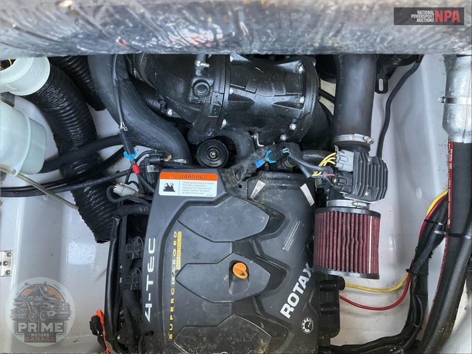2017 Glastron Boat GTS207/BR(**) GTS SERIES L=22/E=1 200HP BRP JD — фото 25