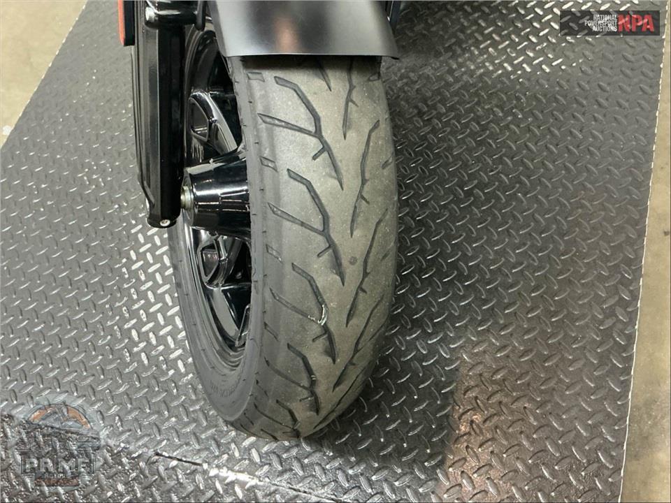 2023 Indian Motorcycle SCOUT BOBBER SIXTY ABS — фото 19