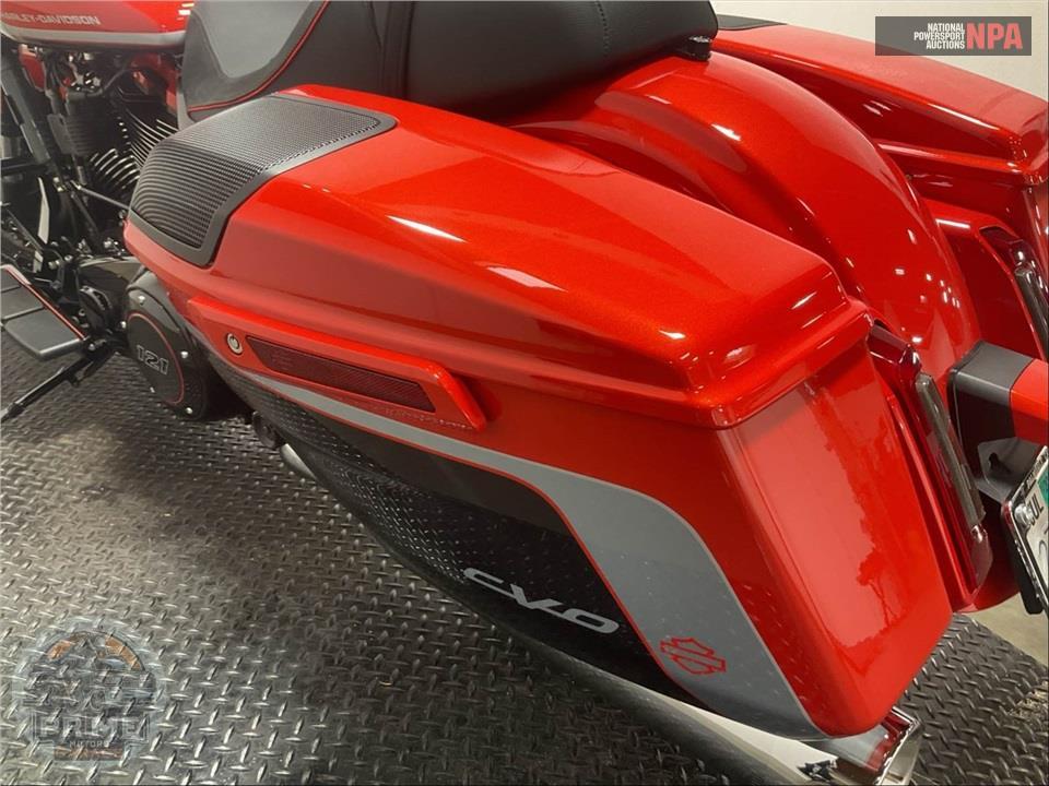 2024 Harley-Davidson FLHXSE CVO STREET GLIDE — фото 14