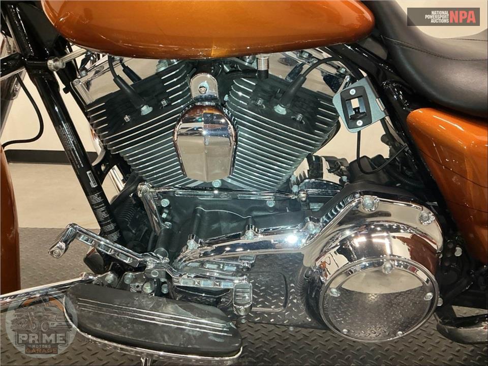 2015 Harley-Davidson FLHXS STREET GLIDE SPECIAL — фото 7