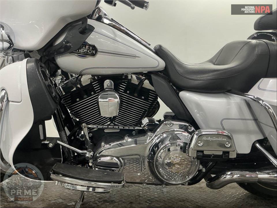 2012 Harley-Davidson FLHTCU UL CLSC EL GLIDE — фото 7