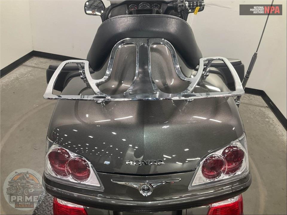 2010 Honda GL1800HPMA GOLDWING — фото 23