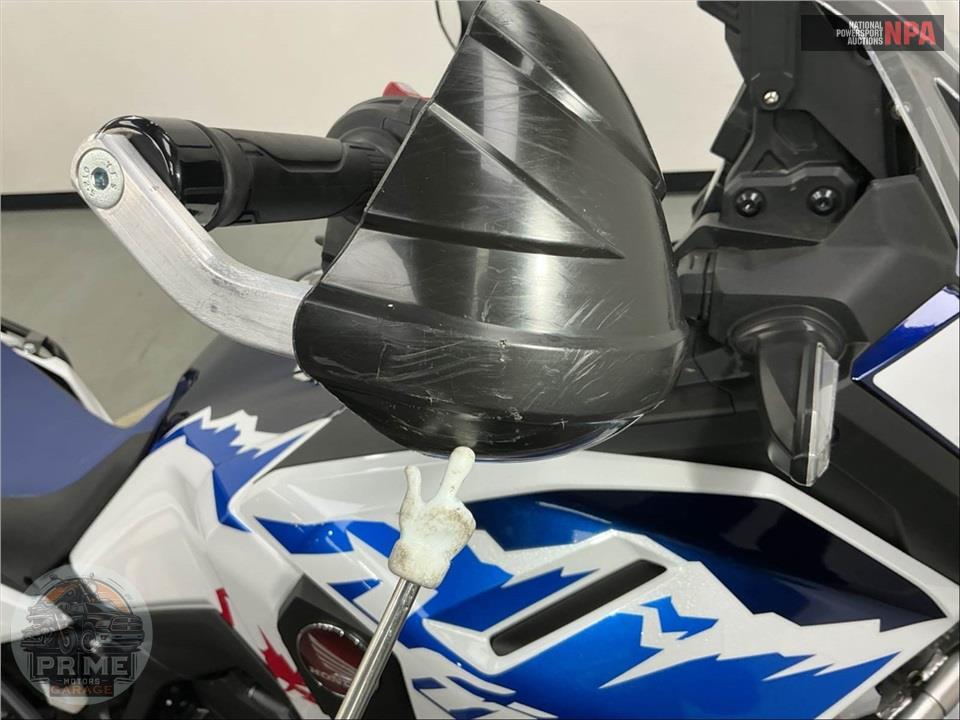 2026 Honda Africa Twin DCT — фото 25
