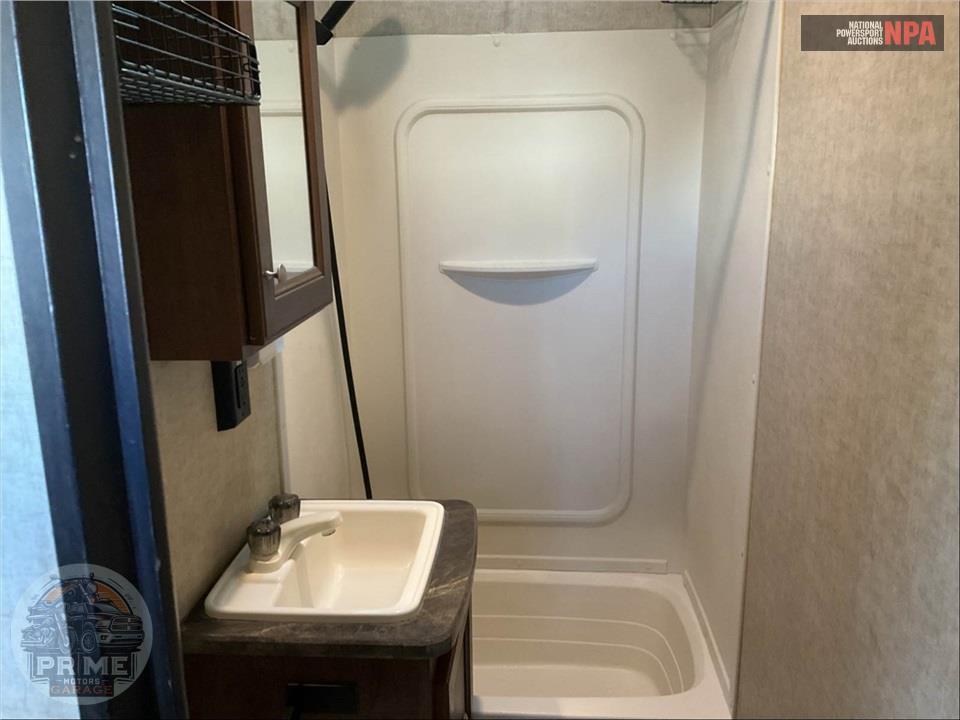 2015 Keystone Rv M-312 - IMPACT TOY HAULER SERIES — фото 19