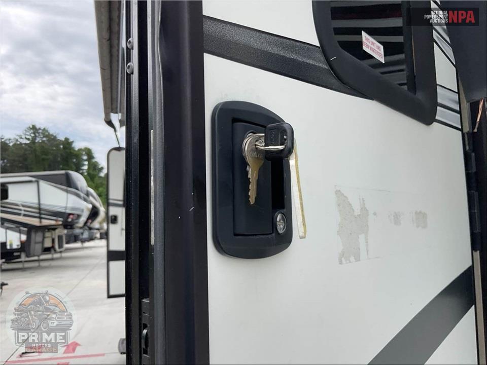 2015 Keystone Rv M-303 - IMPACT TOY HAULER SERIES — фото 50