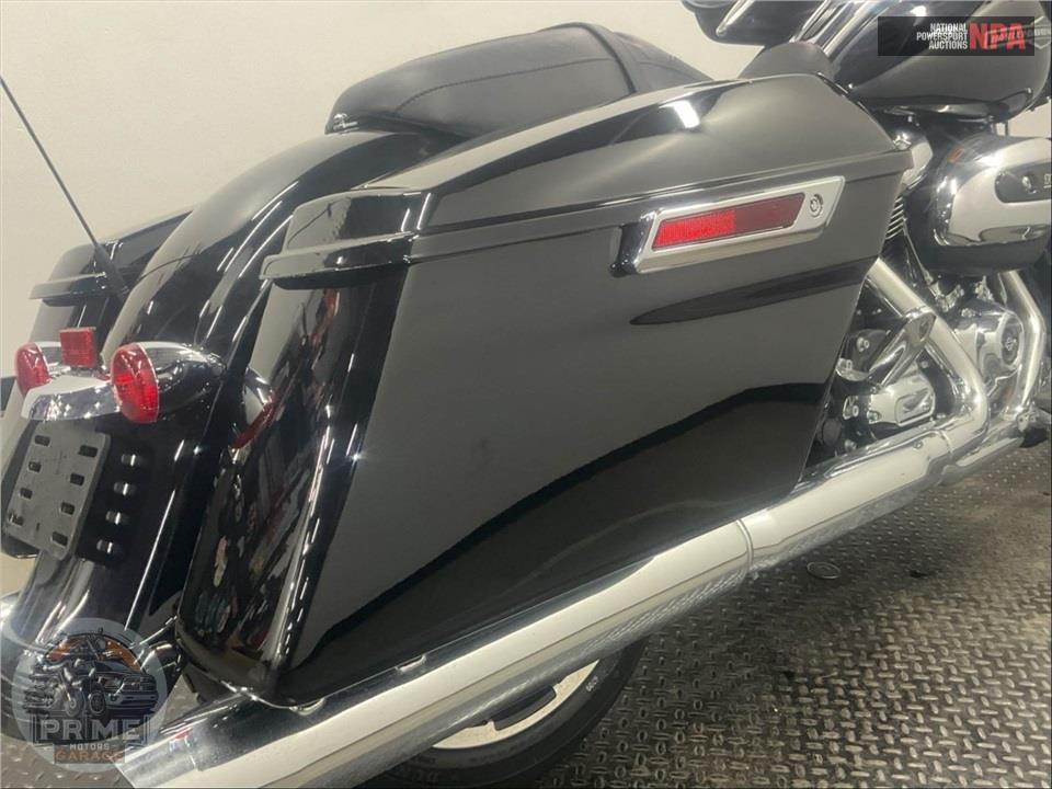 2023 Harley-Davidson FLHX STREET GLIDE — фото 17