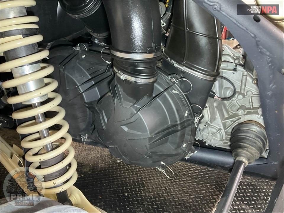 2022 Can-Am MAVERICK X3 MAX RS TURBO RR — фото 9