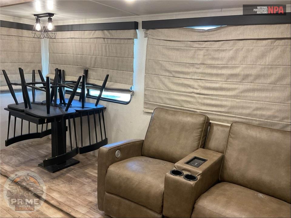 2021 Keystone Rv M-370 RL - ARCADIA FIFTH WHEEL SERIES — фото 8