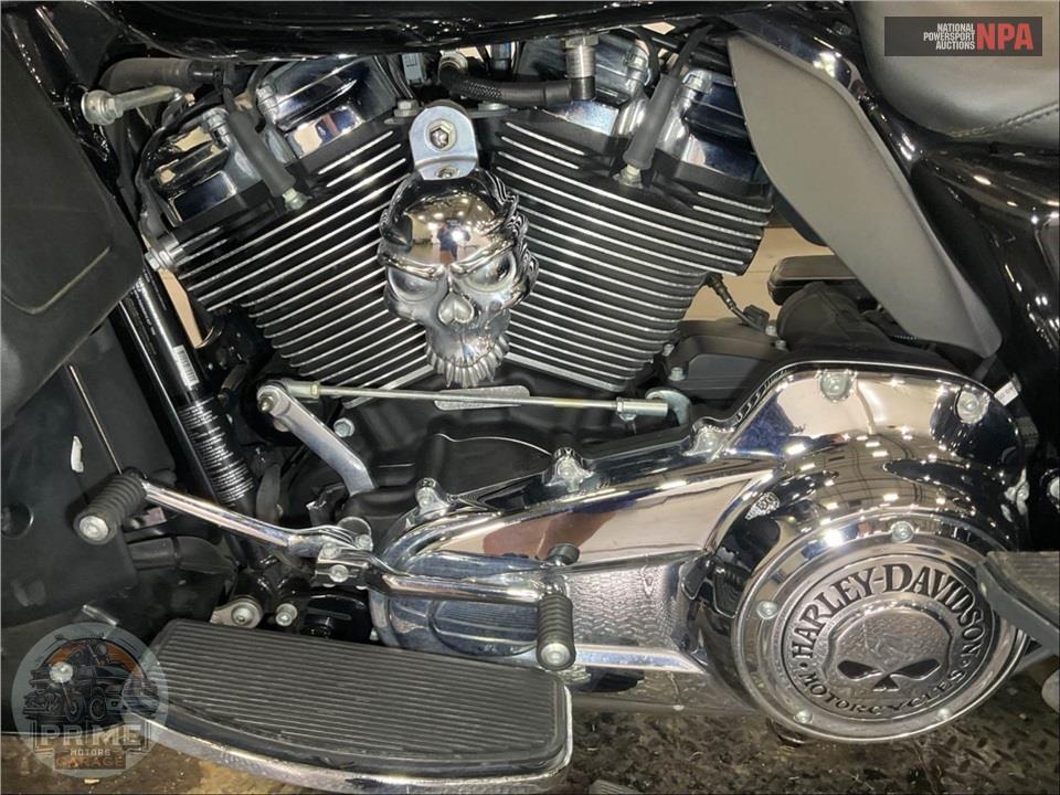 2023 Harley-Davidson FLHTCUTG TRI GLIDE ULTRA CLASSIC — фото 7