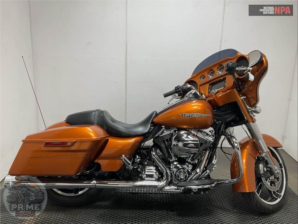 2014 Harley-Davidson FLHXS STREET GLIDE — фото 1