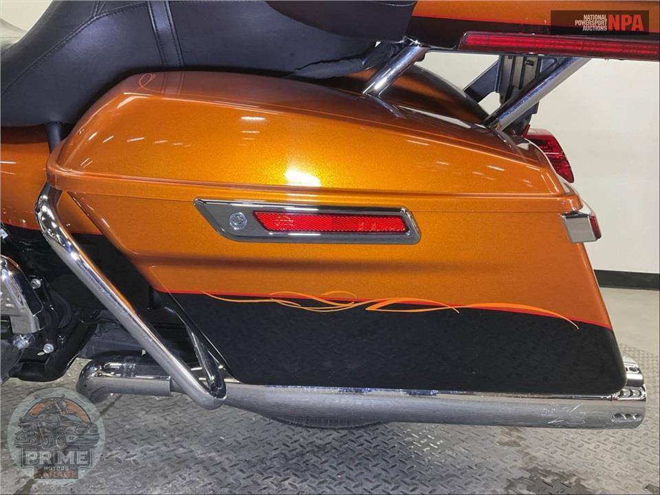 2016 Harley-Davidson FLHTK ELECTRA GLIDE ULTRA LIMITED — фото 21