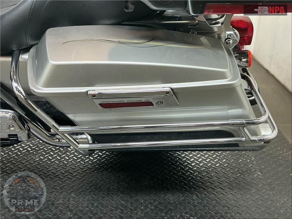 2003 Harley-Davidson FLHTCUI ULTRA CLASSIC ELECTRA GLIDE (Anniv) — фото 25