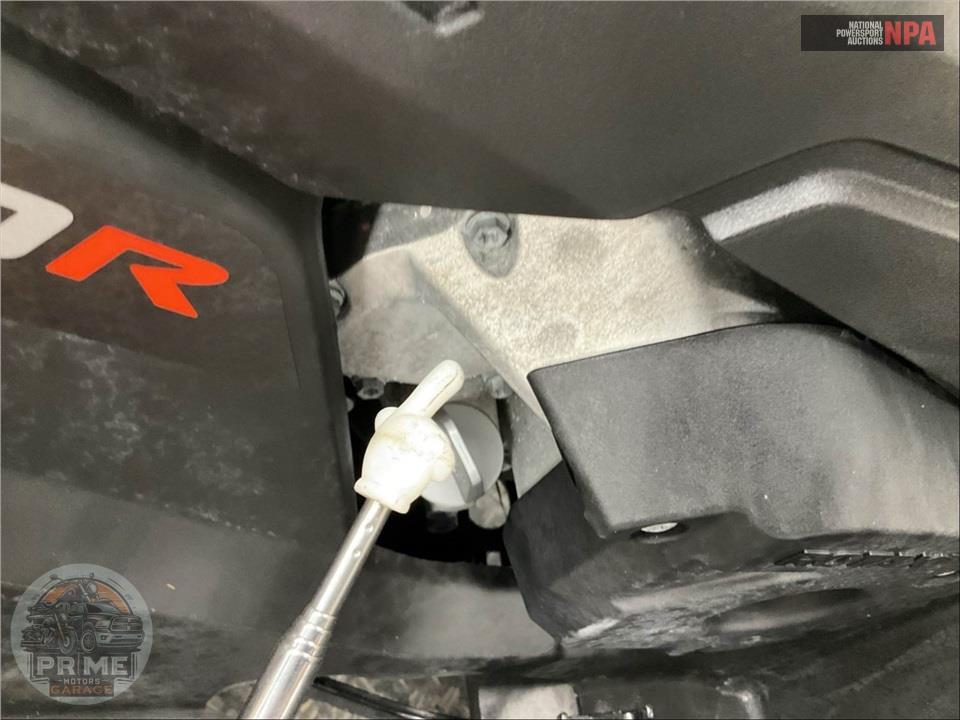 2022 Can-Am OUTLANDER X MR 1000R — фото 12