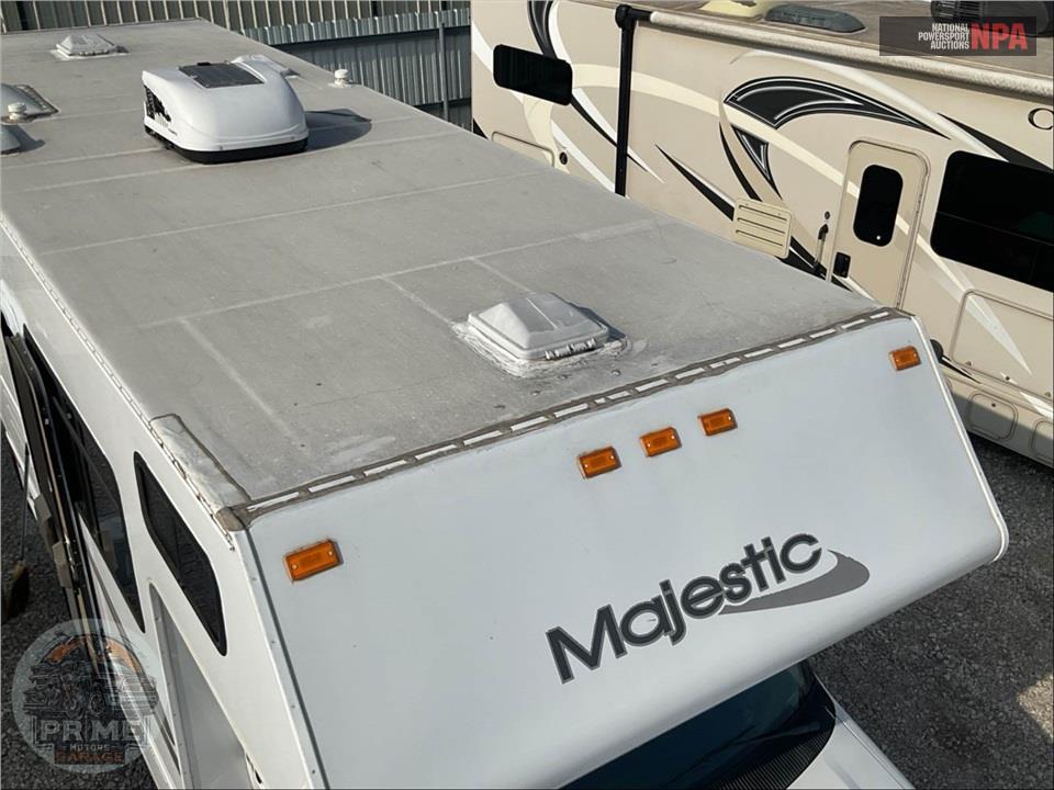 2013 Thor Motor Coach M-28A - MAJESTIC SERIES — фото 39
