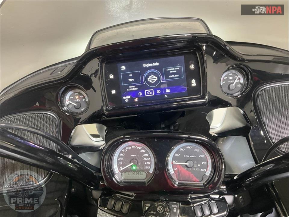2023 Harley-Davidson FLTRK ROAD GLIDE LIMITED — фото 5