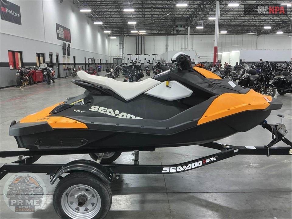 2014 Seadoo/Brp SPARK 2UP CONVNCE PKG — фото 1
