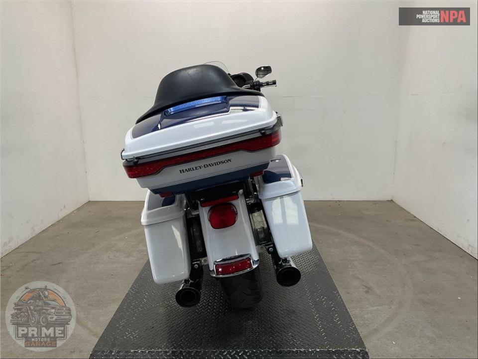 2015 Harley-Davidson FLHTCUL ULTRA CLASSIC LOW — фото 4