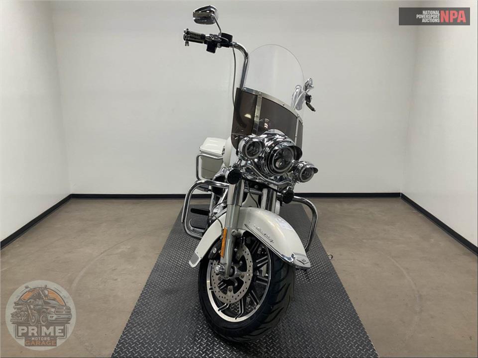 2015 Harley-Davidson FLHR ROAD KING — фото 2