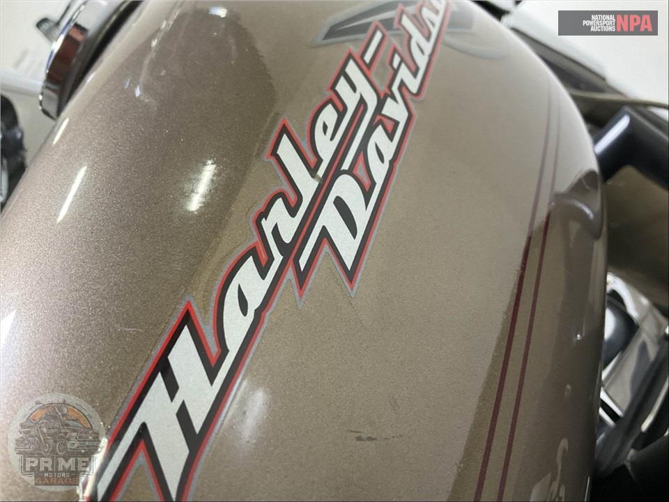 2005 Harley-Davidson FLHRI ROAD KING — фото 41