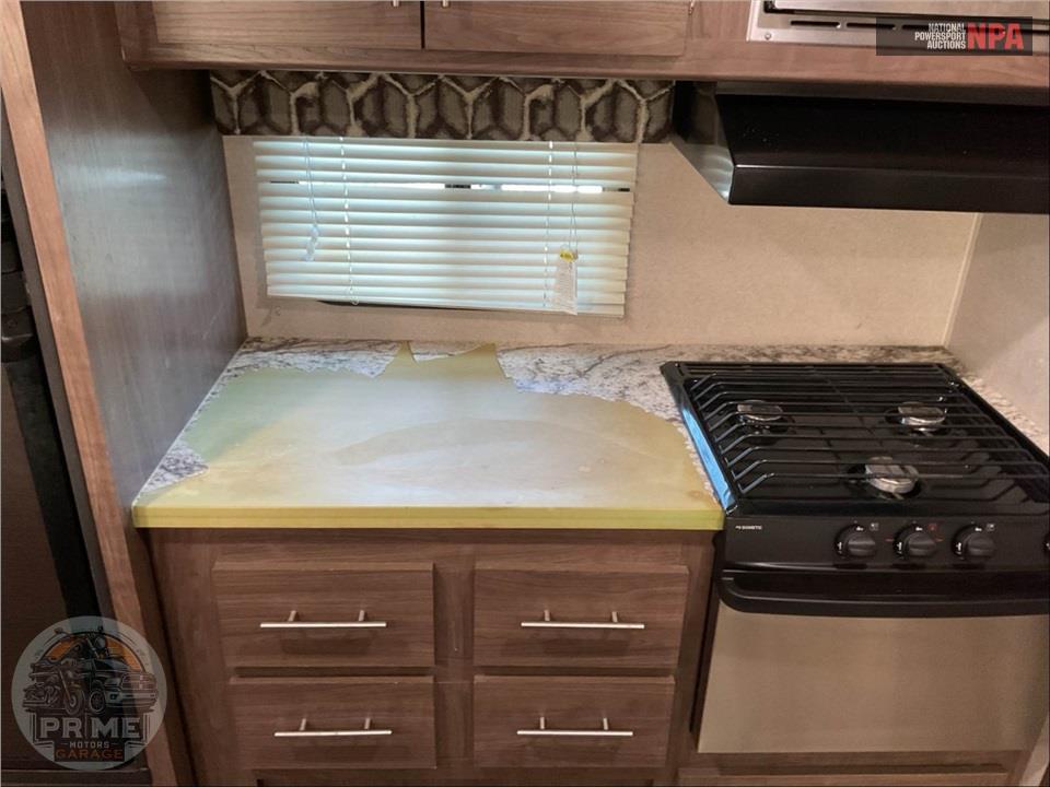 2019 Keystone Rv M-32 BHTS - HIDEOUT LUXURY SERIES — фото 16