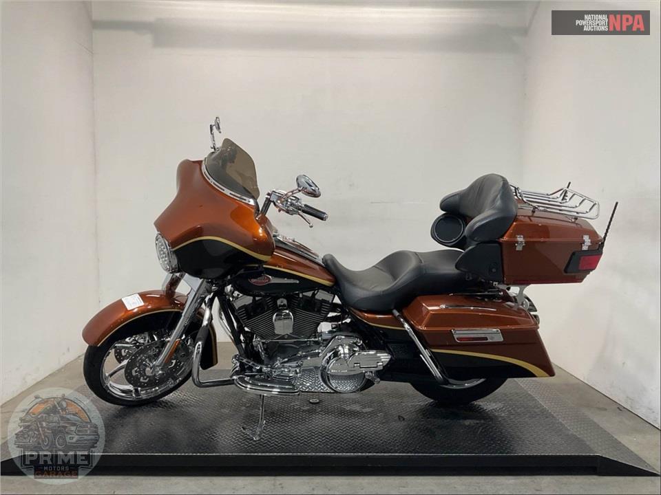 2008 Harley-Davidson FLHTCUSE3 — фото 3