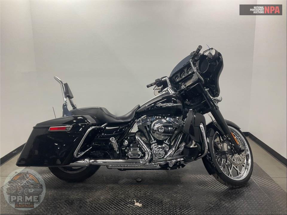 2016 Harley-Davidson FLHXS STREET GLIDE SPECIAL — фото 1