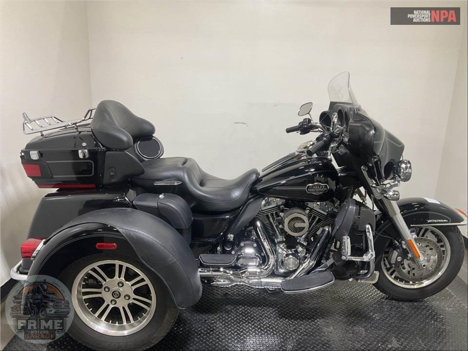2012 Harley-Davidson FLHTCUTG TRIGLIDE UL CLSC — фото 1