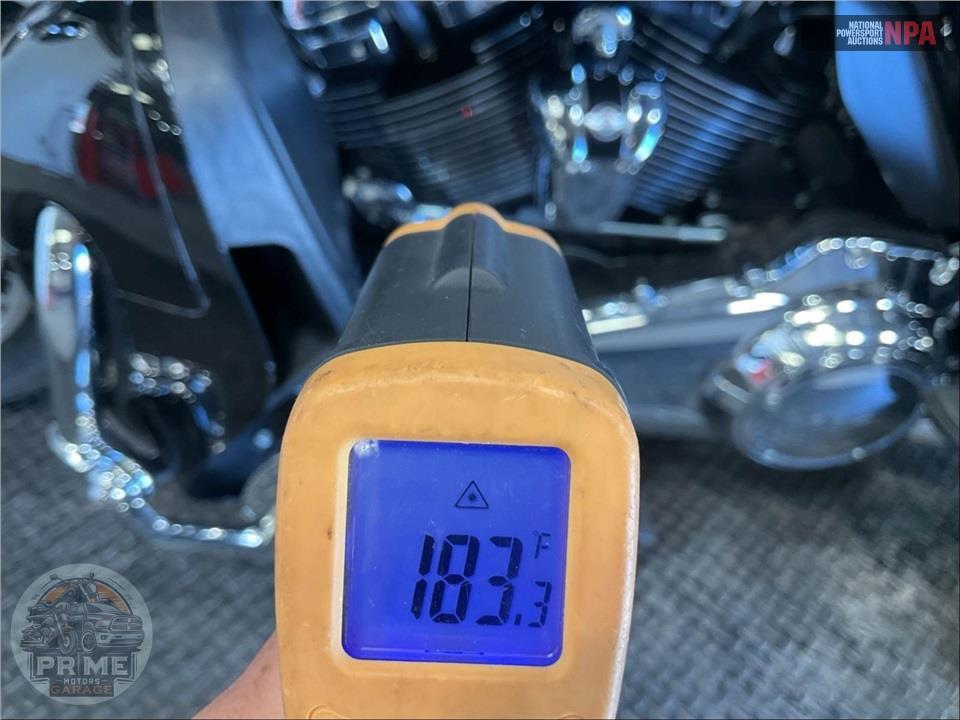 2022 Harley-Davidson FLHTCUTG TRI GLIDE ULTRA CLASSIC — фото 8
