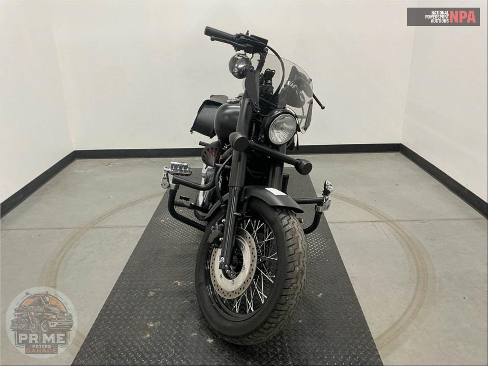 2022 Honda VT750C2B SHADOW PHANTOM — фото 2