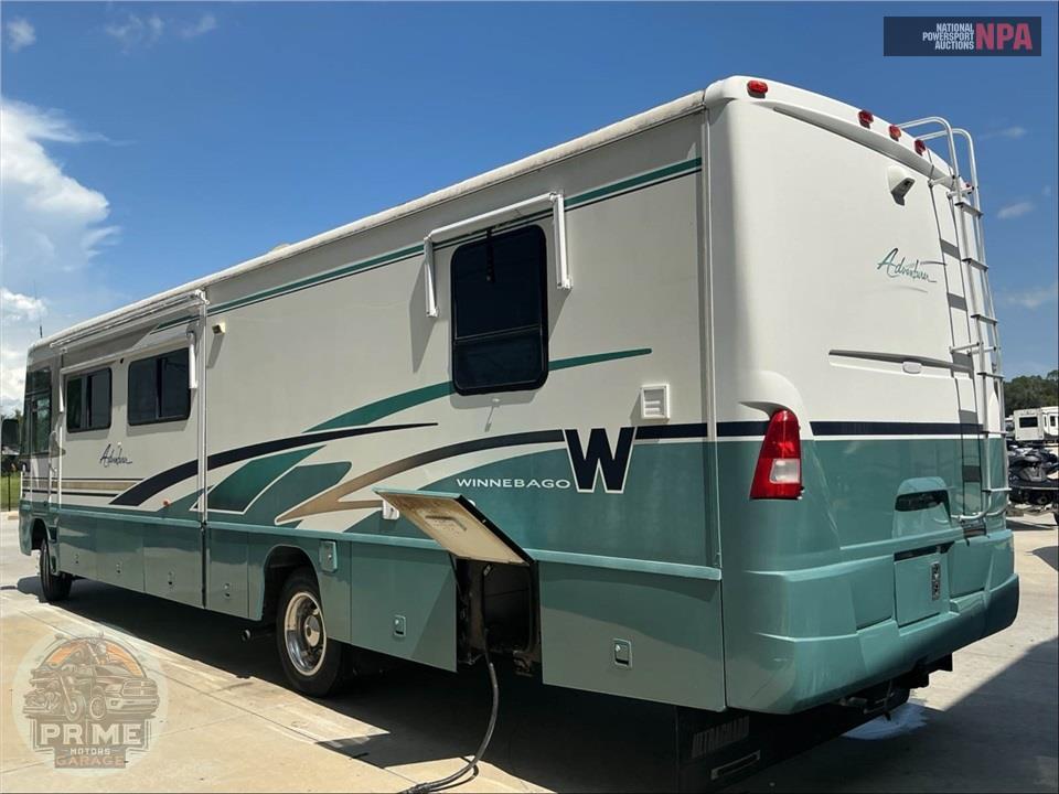 2004 Winnebago M-38G-Ford (**) Adventurer Series — фото 4
