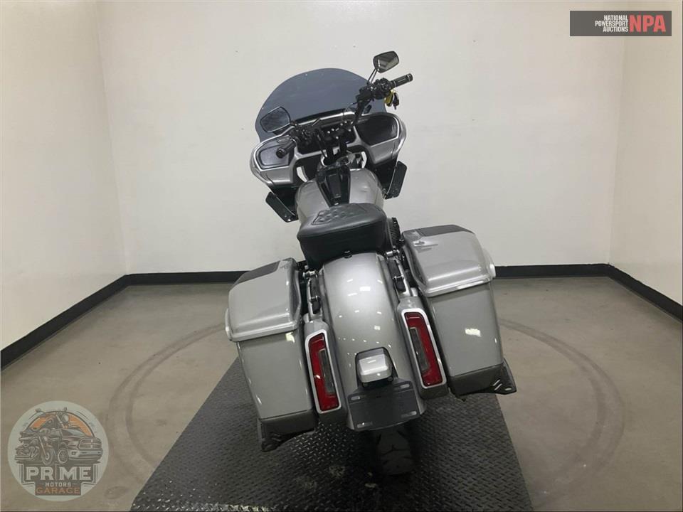 2023 Harley-Davidson FLTRXSE CVO ROAD GLIDE — фото 4