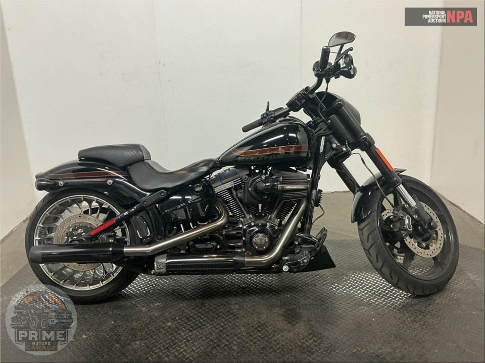 2016 Harley-Davidson FXSE CVO PRO STREET BREAKOUT — фото 1