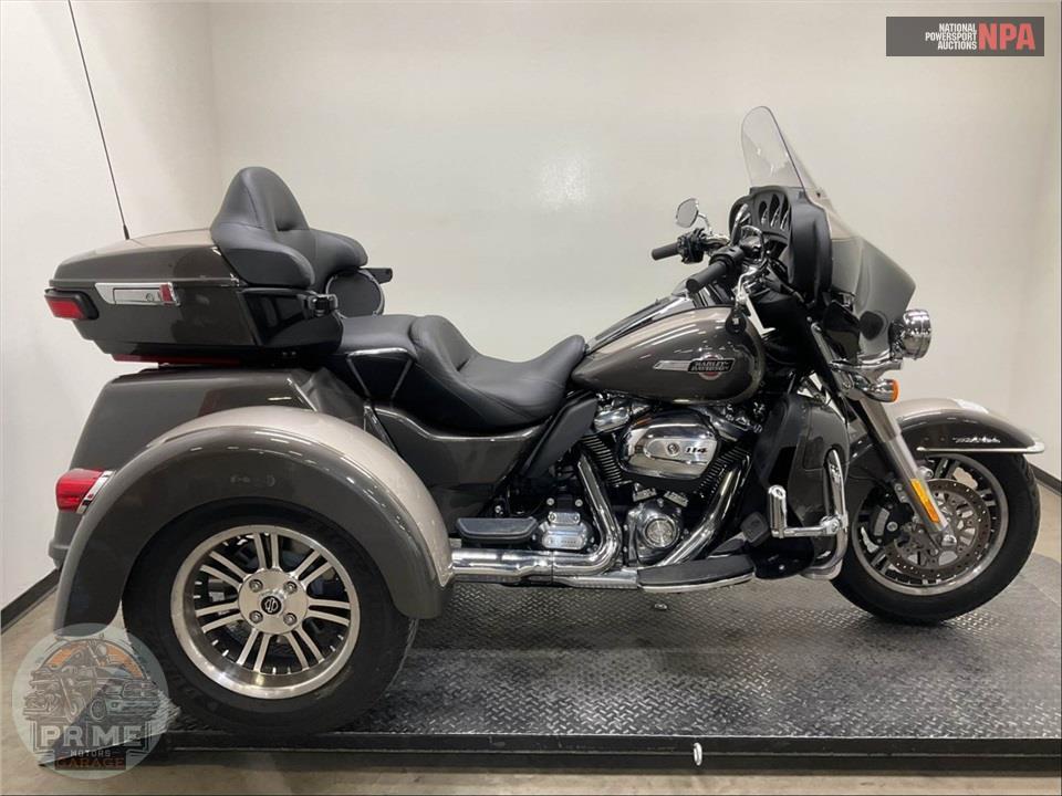 2023 Harley-Davidson FLHTCUTG TRI GLIDE ULTRA CLASSIC — фото 1