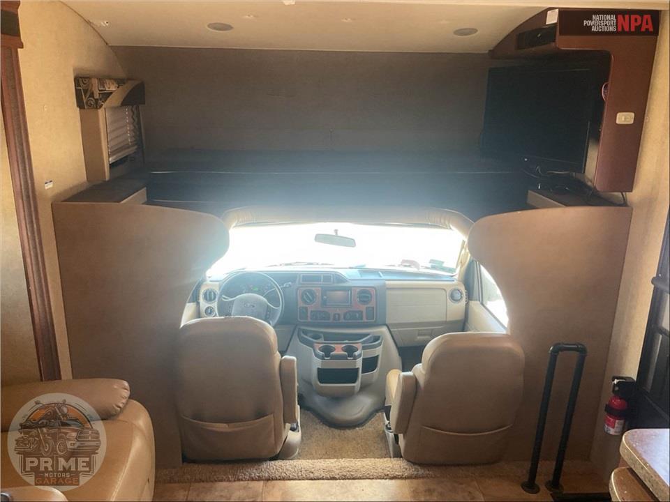 2014 Jayco M-29 MV FORD E450 - GREYHAWK SERIES — фото 16